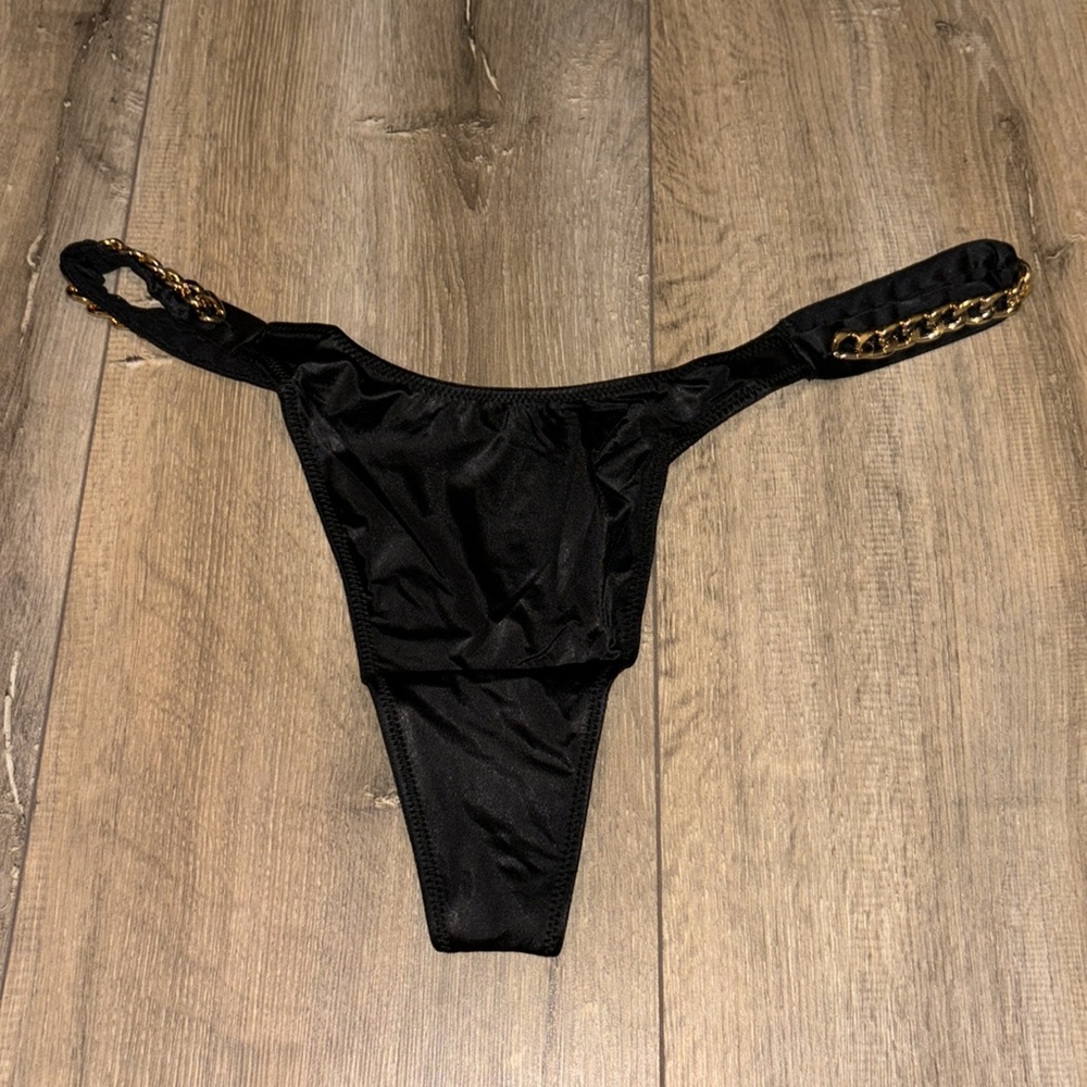 Victoria’s Secret Very Sexy Chain Strap Thong Panty